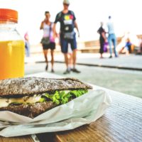 healthy eating when travelling